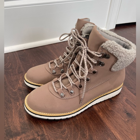 NEW Aspen Women’s Hiking Winter Snow Boots, “Nomad” size 7.5 SOLD! - Picture 6 of 8